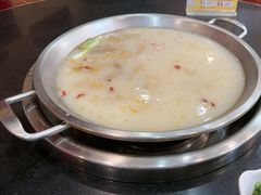 -老来福·非遗酸汤兔(凯旋路店)