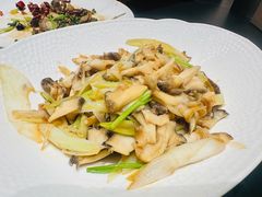 -五谷丰登农家院·地道胶东菜·海鲜烧烤(威海店)