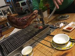 -欢乐牧人蒙古炭烤羊腿(四平路店)