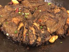 锅焗碟鱼头-开海·红岛海鲜虾水饺(石老人店)