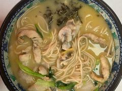 -明呈黄鱼面馆(斜土路店)
