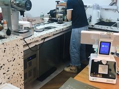 -Line 咖啡(石厦花园店)