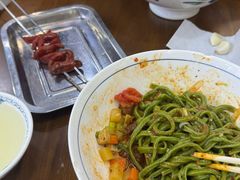 -秦君宝手擀菠菜面(金花路店)