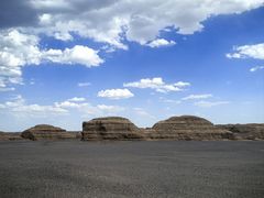 -敦煌雅丹国家地质公园