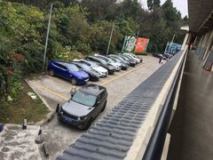 -麓湖高尔夫球俱乐部