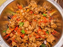 干锅牛蛙-衡厨(中南店)