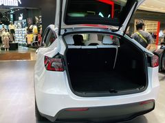 -TESLA 特斯拉(广州天环广场体验店)