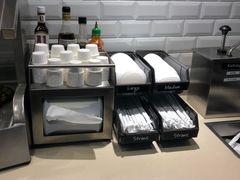 -The Habit Burger Grill 哈比特汉堡(爱琴海店)