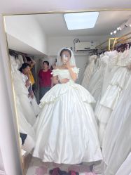 -NaNa婚纱礼服馆