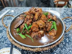 -八两八金·莱芜特色炒鸡(市南漳浦路店)
