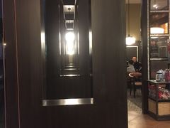 大堂-星巴克(杭州银泰城西一店)