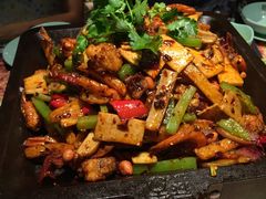 -炭舍干锅·烤鱼(扬名广场店)