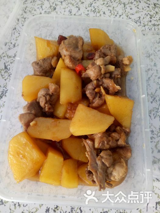 土豆焖鸭饭 老火靓汤
