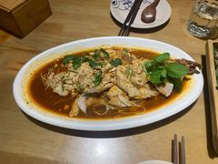 米线鲈鱼-山茶云南菜(中关村店)