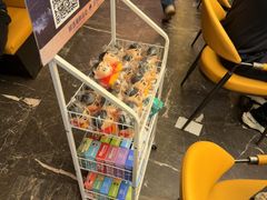 -钱小奴海鲜自助黑金店(杭州滨江龙湖店)