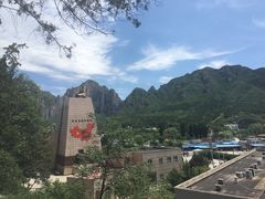 -平西抗日烈士陵园