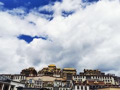 -噶丹松赞林寺