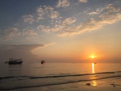 -侨港海滩