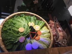 蔬菜拼盘-尚尚仙·酸汤猪手·猪肚鸡火锅(华联万柳购物中心店)