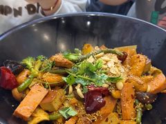 -醉人椒麻辣香锅(上地华联店)