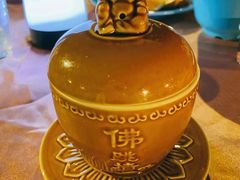 佛跳墙-亚龙湾希尔顿自助餐厅·海鲜·烧烤·沙滩BBQ·现场乐队