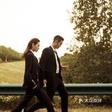 街拍复古婚纱照//婚纱照也能拍出高级质感