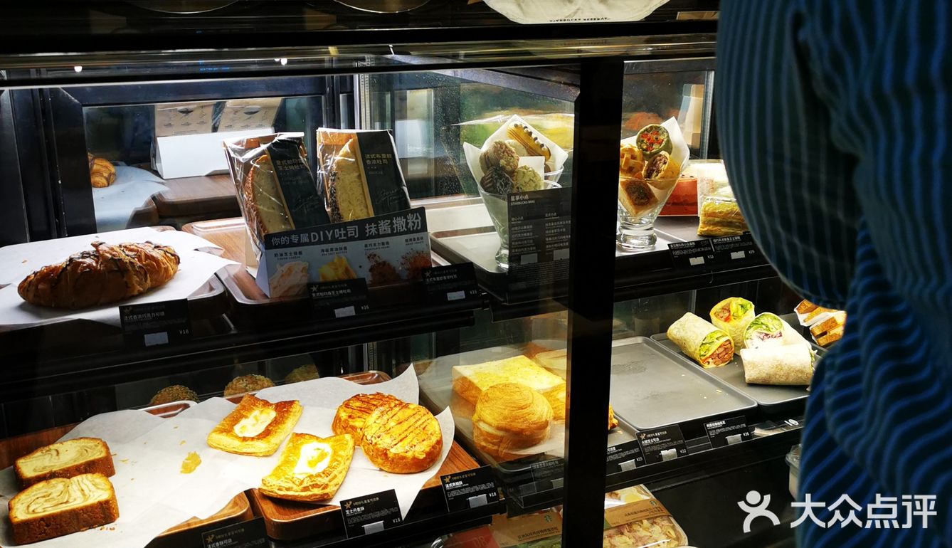 一进去差d连位置都稳唔到