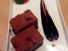 -必胜客(新中纬店)