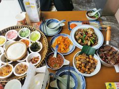 -包整·丝娃娃(一览甲秀楼风景店)