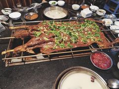 -山地居烤全羊·柴火鸡(大坪-半山公馆店)