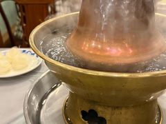 热气腾腾的火锅-鑫龙火锅城(青岛分店)