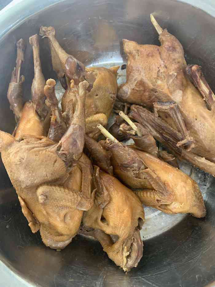 沙家浜爊鸡钱氏熟食-"这个和湖滨西路4号是不是一个店?