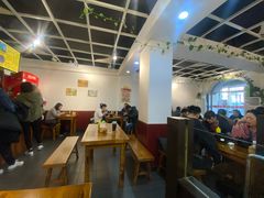 大堂-丽虹云南过桥米线(兴工街店)