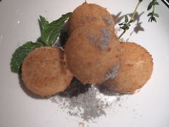 -太二酸菜鱼(菱角湖万达店)