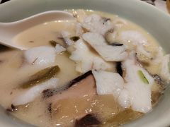 酸菜巴沙鱼-俏江南天津时尚曲艺主题餐厅(马场道店)