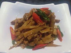 -三俞竹苑(红旗街万达店)