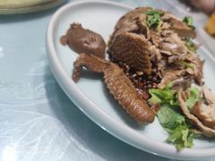 -学生路大别山酒店