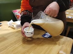 -兔行天下-鸿鹤鲜锅兔(中海国际店)