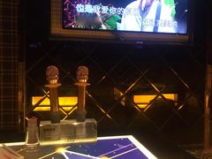 -蓝色派对KTV(聚然广场店)