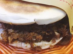 肉夹馍-乡姑缘陕西美食(上海桂林科技园店)