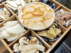 -野菌皇海景野生菌火锅(滨海大道店)