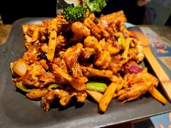 -炭舍干锅·烤鱼(扬名广场店)