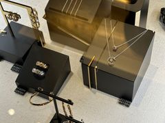 -CHANEL BEAUTÉ(圆方店)