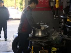 -京东养车(立汤路店)