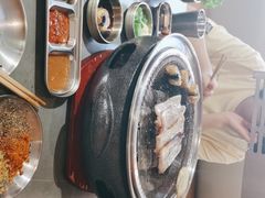 -围炉肉舍丹东海鲜烤肉·烤活鳗(步行街店)