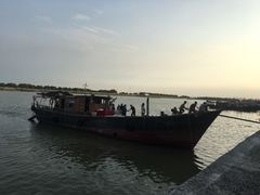 -南沙十九涌渔人码头-南门