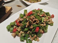 尖椒炒雀胗-肥仔文澳门猪骨煲(南京西路店)