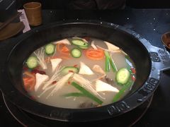 -宽板凳老灶火锅(簋街店)