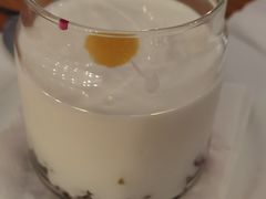 燕麦酸奶-Egg•Allday Brunch(襄阳北路店)