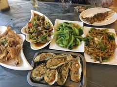 -覃记海鲜美食餐厅